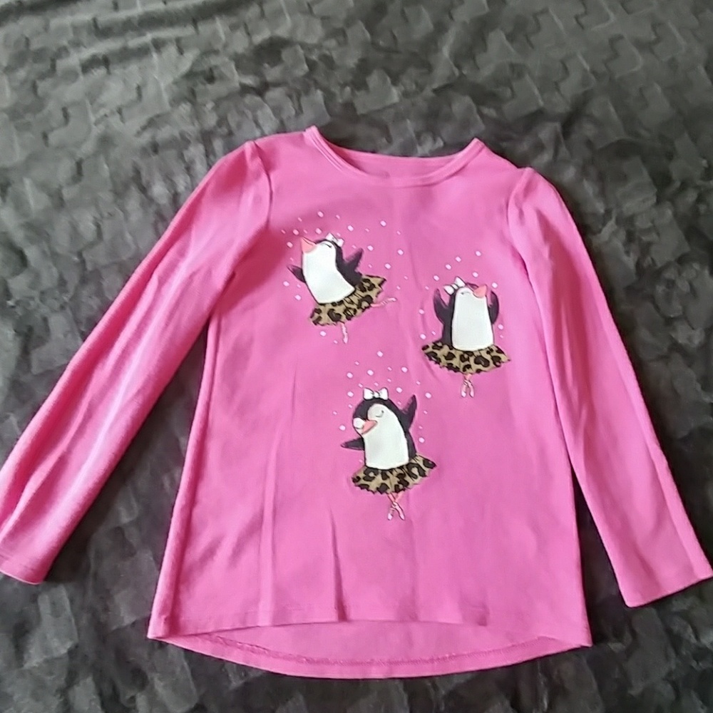 Penguin pink shirt!🐧